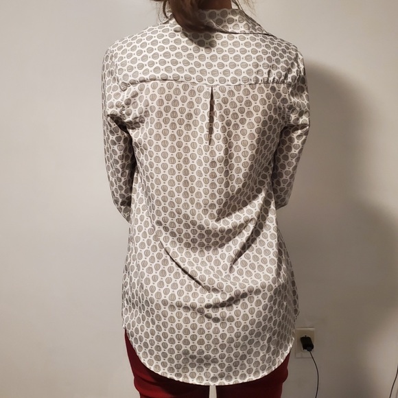 Hot air balloon patterned button down - Picture 6 of 8